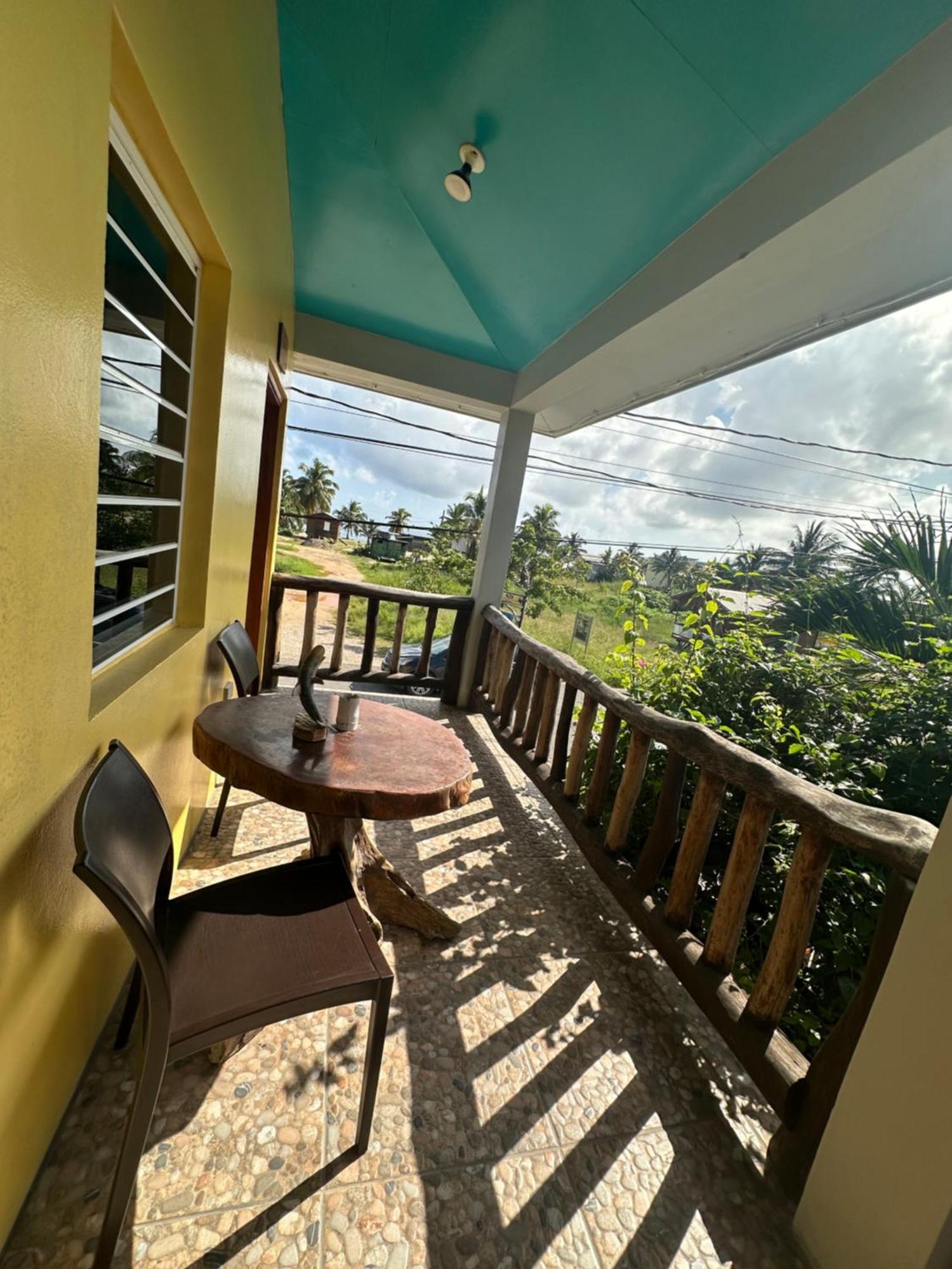 All Seasons Belize Hopkins Buitenkant foto