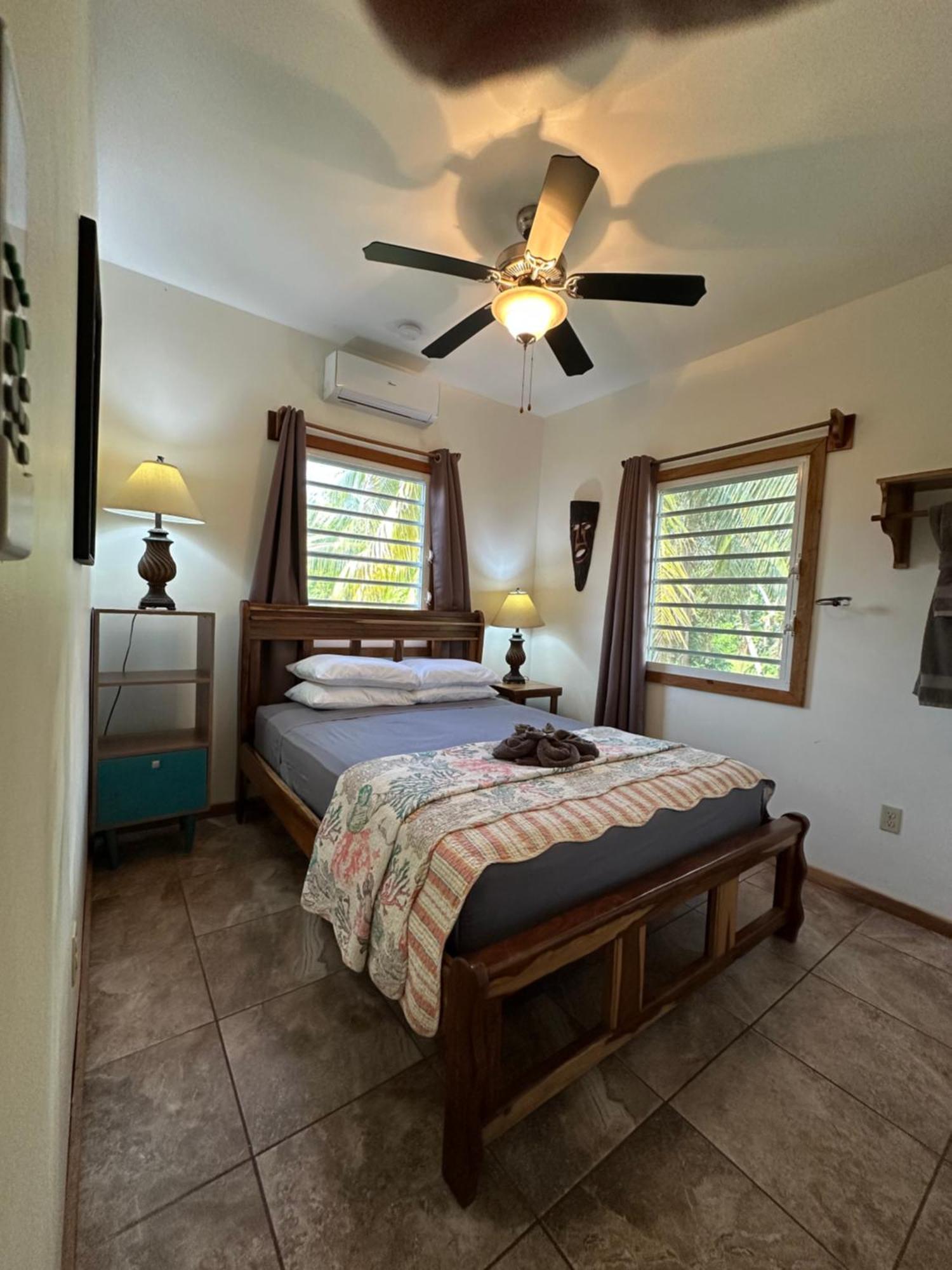 All Seasons Belize Hopkins Buitenkant foto