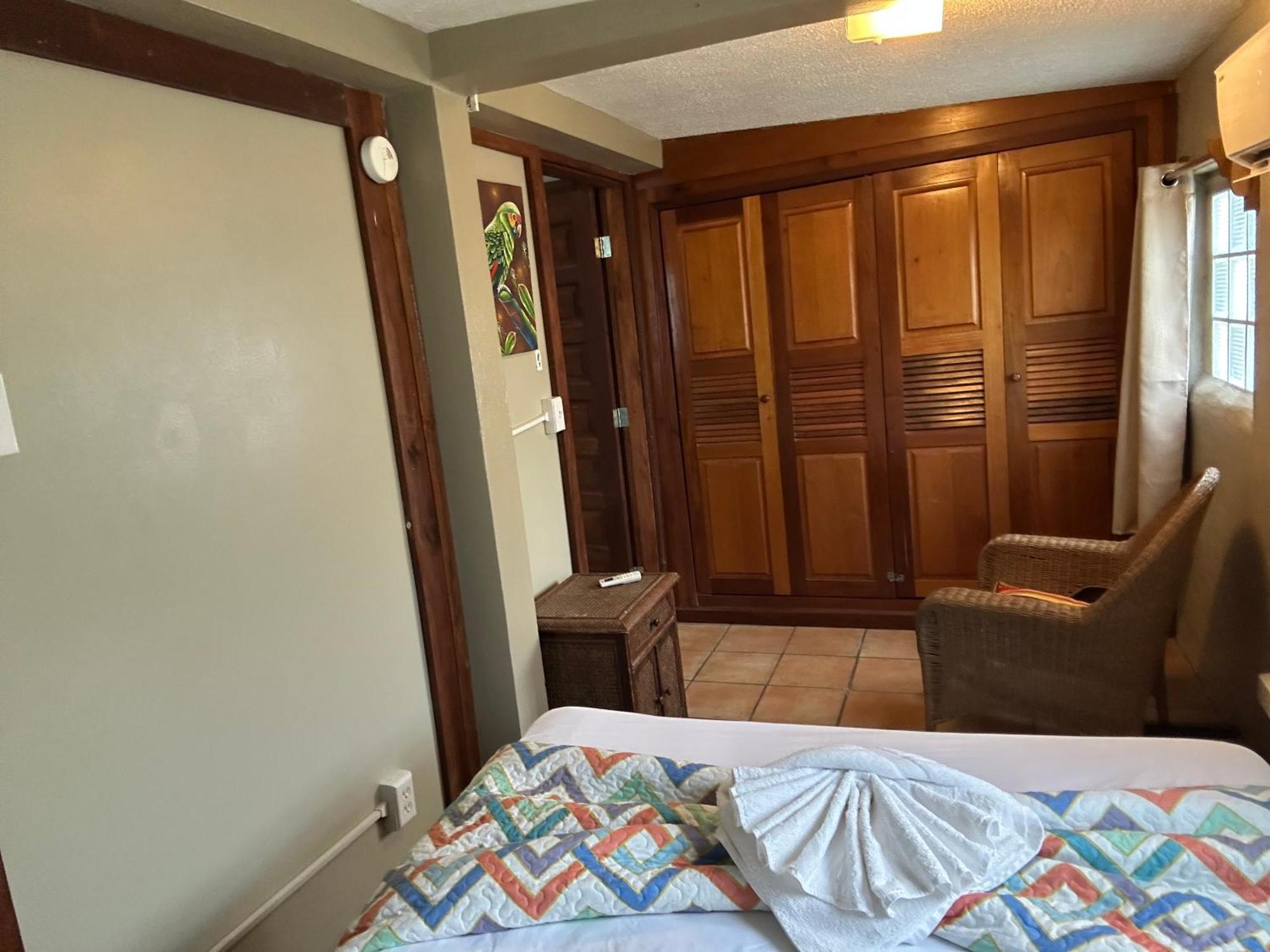 All Seasons Belize Hopkins Kamer foto