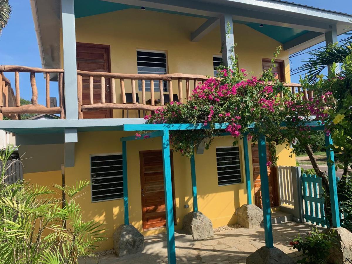 All Seasons Belize Hopkins Buitenkant foto